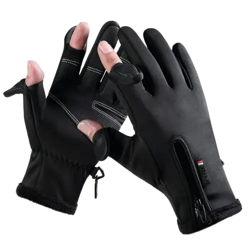 Bakovity Winter Gloves showing insulated design with touchscreen fingertips
